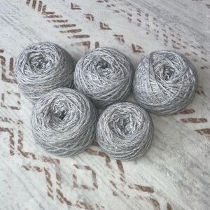 413g Recycled Wool Blend Yarn in Soft Gray | Sustainable Fiber 14.5 oz Bulk Lot
